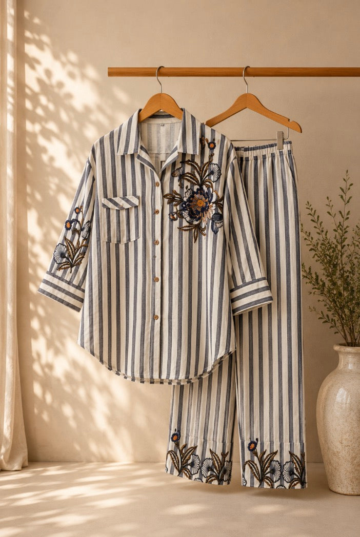 Coastal Bloom Cord Set